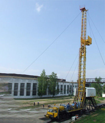 Mobile drilling rigs